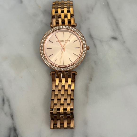 Michael Kors Rose Gold Watch - Picture 1 of 5